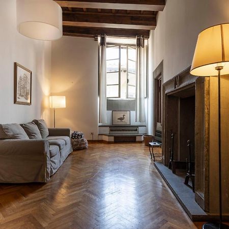 Ponte Vecchio Deluxe Apartment Florence Ngoại thất bức ảnh
