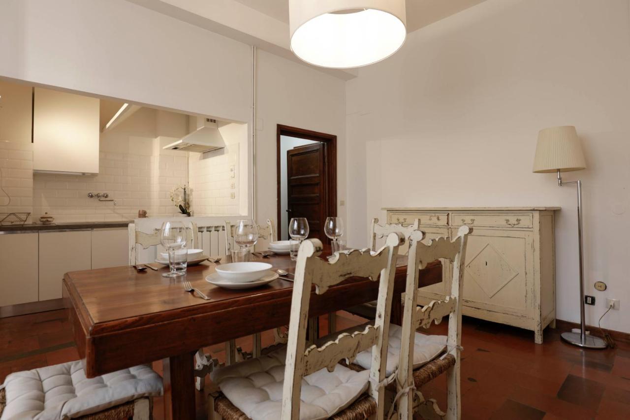 Ponte Vecchio Deluxe Apartment Florence Ngoại thất bức ảnh
